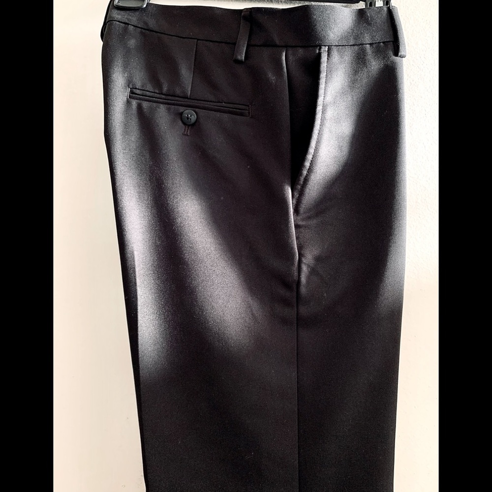 Van Heusen- Men’s Black Dress Pants
